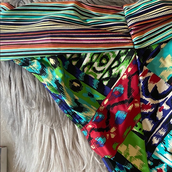 Bikini Bottoms - Picture 4 of 6